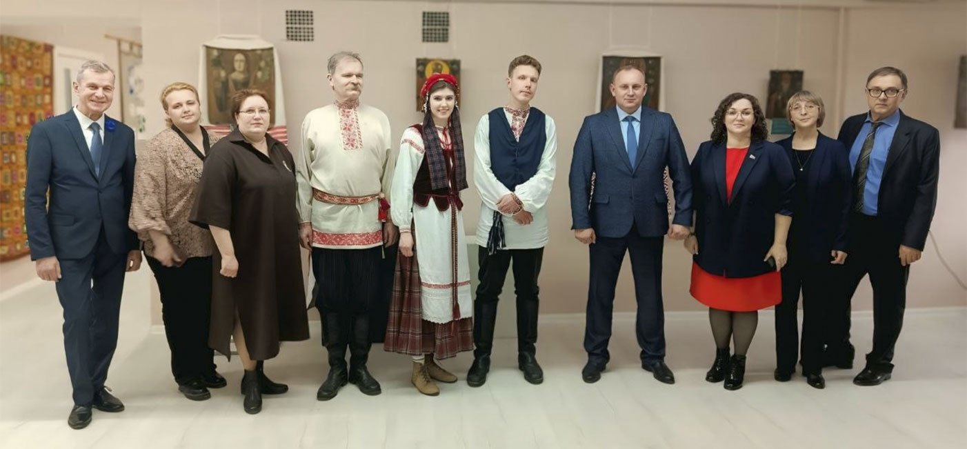 Адкрыццё выставы «Беларускія народныя іконы»