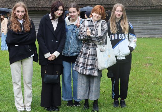Фотоотчет мероприятия "Прощание со школой"