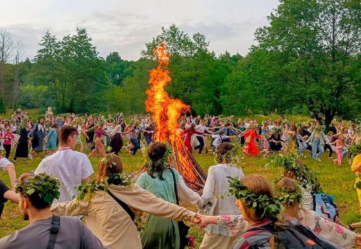 Праздник «Купалье» в Озерце («У нас сягоння Купалачка»)